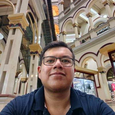 borrego_oscuro's profile picture. 50% de lo que digo es falso y el resto es mentira. 🇪🇨🚴‍♂️🎞️💻💸