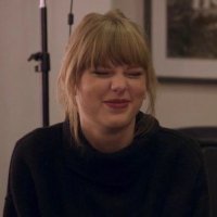 jules SAW TAYLOR😭 (@mirrorballsivy) 's Twitter Profile