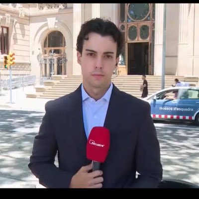 Ahora: @informativost5 y @noticias_cuatro / Antes: @beteve