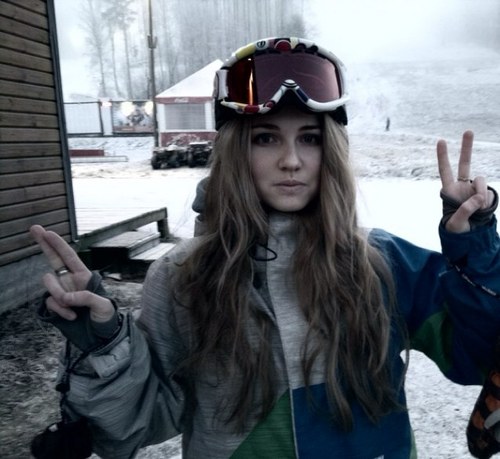 shade_honey's profile picture. 