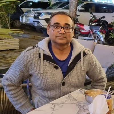 Poet | Punjabi | Contributing Writer The News | UETian| Padhrar | https://t.co/gfDCovs90E | پنڈی سرگودھا وے بساں چلن اعوان دیاں |Views are my own| RTs not endorsements