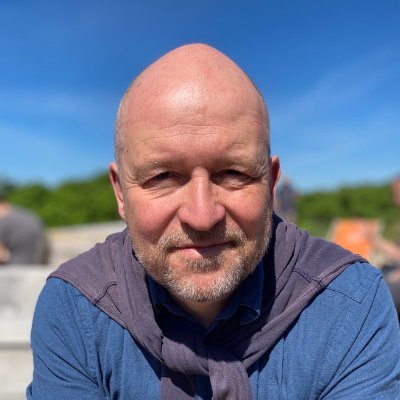 Developing https://t.co/q51cMhJMGV @overskrift Tel: +45 2124 8885. Follow for a handful of tweets a m̶o̶n̶t̶h̶ year.
