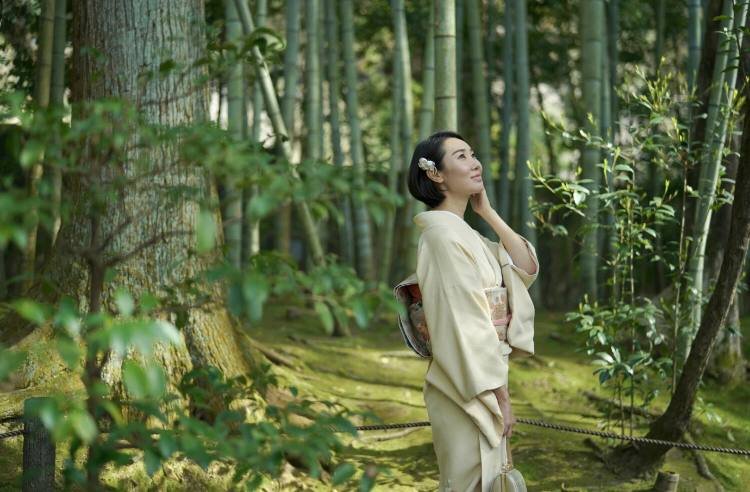 伊藤先生は30年以上の投資経験を持ち、初心者の方のために無料の投資グループを設立し。
私たちは毎日、技術分析や有益な投資情報を共有しており、定期的に有望株を推奨しています。
投資に関して何か質問があれば、いつでも先生に無料でご相談ください。
https://t.co/4k2bPP9eUB