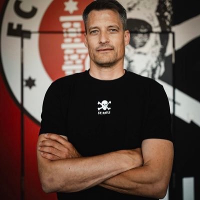 Current Manager of @fcstpauli Contact:info@dnlsports.co.uk