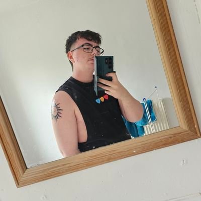 07/03/2020💉
09/09/2020🔪
he/him ✨
more active on bluesky ✨️