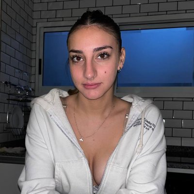 aprilxo789's profile picture. 