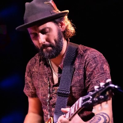 Guitarist, Artist Manager, Co-founder of @soundloungecic & @folkinthepark1 , love creating, vintage mics, valve amps, good times & decent people.