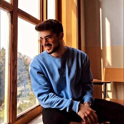 Mmartinussss's profile picture. Simplicity is the key of happiness ❤️