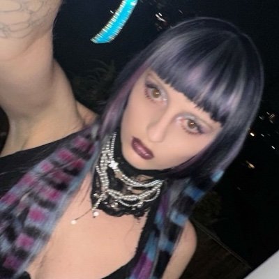 bobotheclown33's profile picture. the only thing more enormous than my penis is my holy suffering