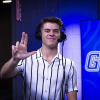 Evan (@evan8233) 's Twitter Profile