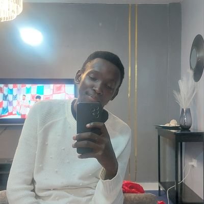 FranklinBett24's profile picture. Freelance writer⚪️Man-United🔴