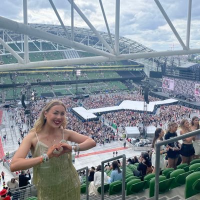 saoirse20S's profile picture. Business 👩🏼‍🎓. Scorpio Baby ♏️