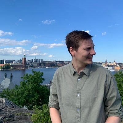 Rojk's profile picture. Kommersiell Digital Redaktör på @dagen med KD, @smsgrupp och @hamsterpaj på meritlistan. Mina tweets är ej personliga utan kommer från rösterna i huvudet.