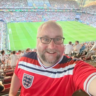 Leicester City, England, Star Wars, Formula One, Films, Travel, Cats. This is my personal account. May contain swears....