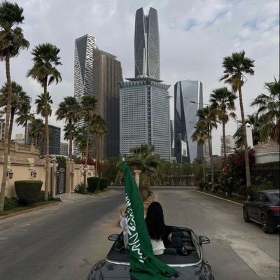 iiprincessdd's profile picture. unknown