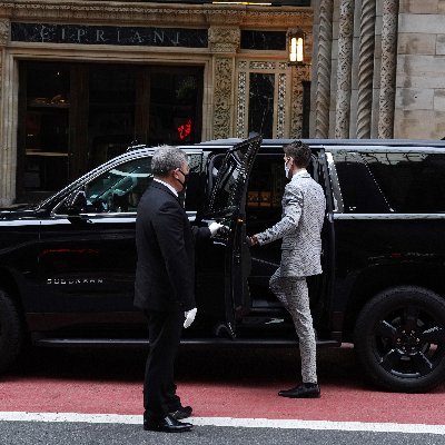 Headquartered in New York city since 1985, Crestwood has provided guests with exceptional, professional, chauffeur-driven car and limousine service.