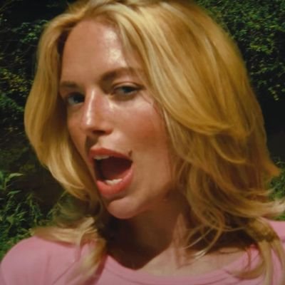 did you ever hear about the girl who got frozen and who lives in delusion?