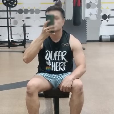 iampee028's profile picture. low key...lurker... engineer...discreet... gymgoer... healthy lifestyle... food ...pet lover... single...family oriented...introvert