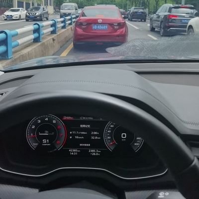 yunping19924613's profile picture. 