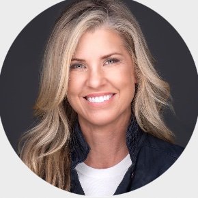 Divorced badass mom of 4 house flipper and child therapist.