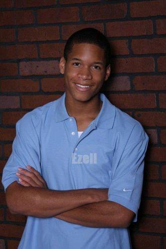 WillSamer's profile picture. Everyone please follow @EcheMadubuike he follows back & he has great tweets!