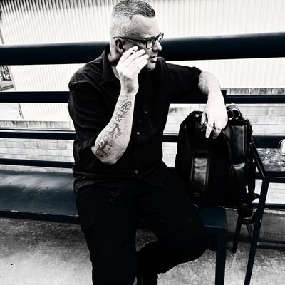 Olá pessoal! Sou Almir , e estou muito animado em me juntar a vocês como influenciador Magalu.Sou apaixonado por tecnologia,moda e decorações
