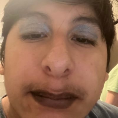willrob14875's profile picture. my pronouns are she/her