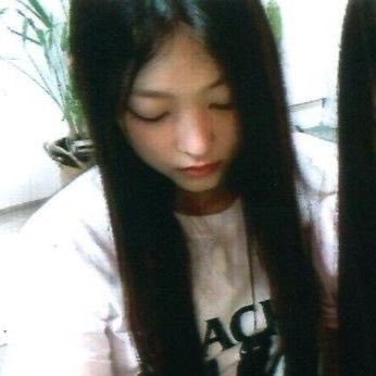 newjs_22's profile picture. ॰｡ཻ˚♡ I LUV U Newjeans ♡ ˎˊ-