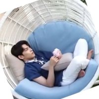 연필 (@pil_pil_pil__) 's Twitter Profile
