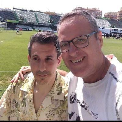 Oscarpolerocas's profile picture. abonado de glorioso !! CD CASTELLÓN!!!
GSB!!!!🖤🤍🖤🤍🖤.Ex militar caballería!!! nuestro lema.Santiago y Cierra ESPAÑA!!!!