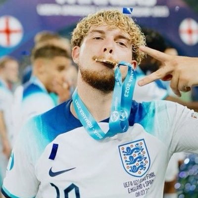 Neerox6's profile picture. Eliott prop till I die @LFC  #DifferentHere / ✝️