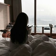 Real dream is the other shore of reality.
