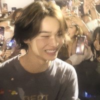 ronzzie (@luvssksnoo) 's Twitter Profile