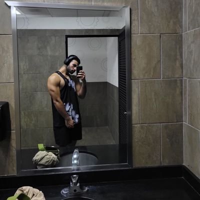 Rodrigo_x_47's profile picture. ...🎲