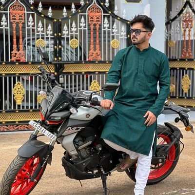 techyfarhan's profile picture. • SEO Professional 🧑🏻‍💻
• IT Engineer 📱💻
• SEO & SMM Expert 💥
• Blogger 👩🏻‍💻
• Facebook In-Stream expert 💸💸
• FC Barcelona Fan ❤️💙