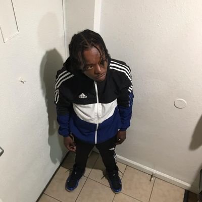 Big Ravens fan 💪🏾💵🤳💵 father to the almighty #4 East Baltimore 🌆 Born Down the Hill Raised 🙌🏾Spurs Nation Here ☝🏾🫵🏾Bout sports the talk 🦜 is here #BT