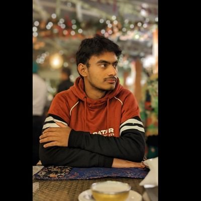 AIMC'²⁶🩺||🇵🇰,🏏,Politics,Poetry,Meme ||Ambivert||Realistic||Strong Believer in Miracles||Most Happiest & Luckiest person ever born on this Planet||