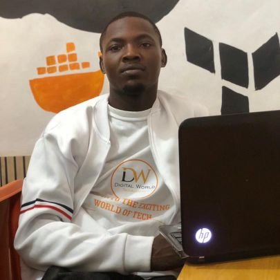 Rexjnr1567's profile picture. Python developer,instructor frontend development 
07043829128