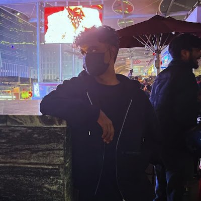 RokadeYash70519's profile picture. 