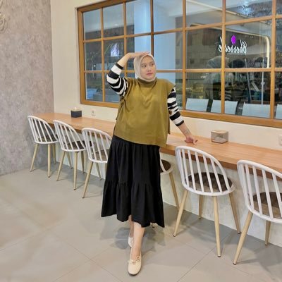 Khrrsmaputri's profile picture. belum dewasa