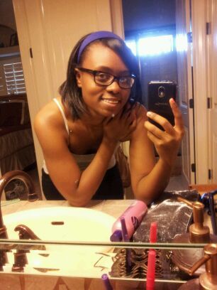 ShauntalaB's profile picture. 