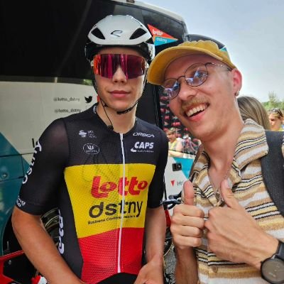 EHjring's profile picture. Mostly tweeting about cycling

LIght Technician at Odense Theater