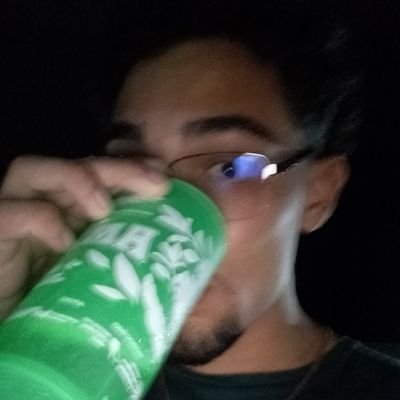luf3ss's profile picture. 100% louco da cabeça