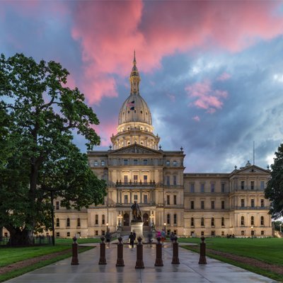 Public Policy Student, Proud Michigander 🦌, Transit Enthusiast 🚆, Green New Deal 🏗️, DSAer 🌹, Free Palestine 🇵🇸