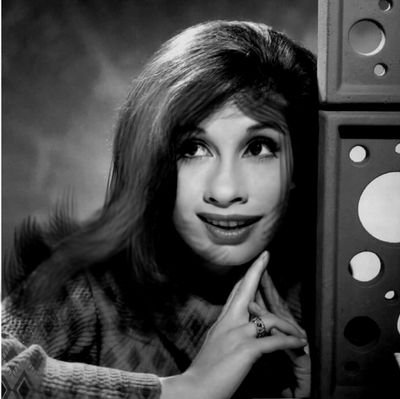 SimonsFran40996's profile picture. moved to @Francine_Simons