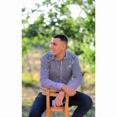 ساعات بشتاق ليوم عشته وأنا صغير
لشكلي قبل ما أتغير ❤️🖇️
zamalkawy①⑨①①🤍