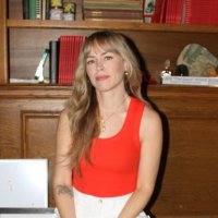 Amy Hood (@amyhoodlum) 's Twitter Profile Photo Amy Hood (@amyhoodlum) 's Twitter Profile Photo
