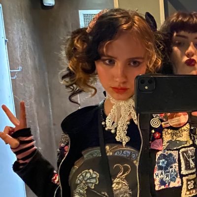 edienotsedgwick's profile picture. singer who’s occasionally annoying on musictwt | aquarius | infj | the people’s tweemo princess | 🍉