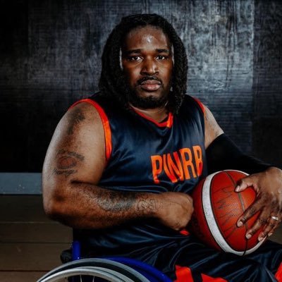 EClass34's profile picture. 