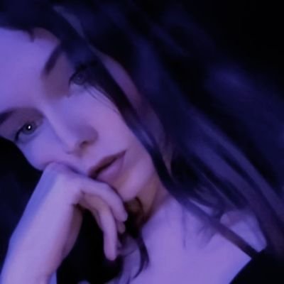 yakhtebazile's profile picture. 𝓽𝔂𝓹𝓮 𝓐 𝓷𝓮𝓾𝓻𝓸𝓽𝓲𝓬